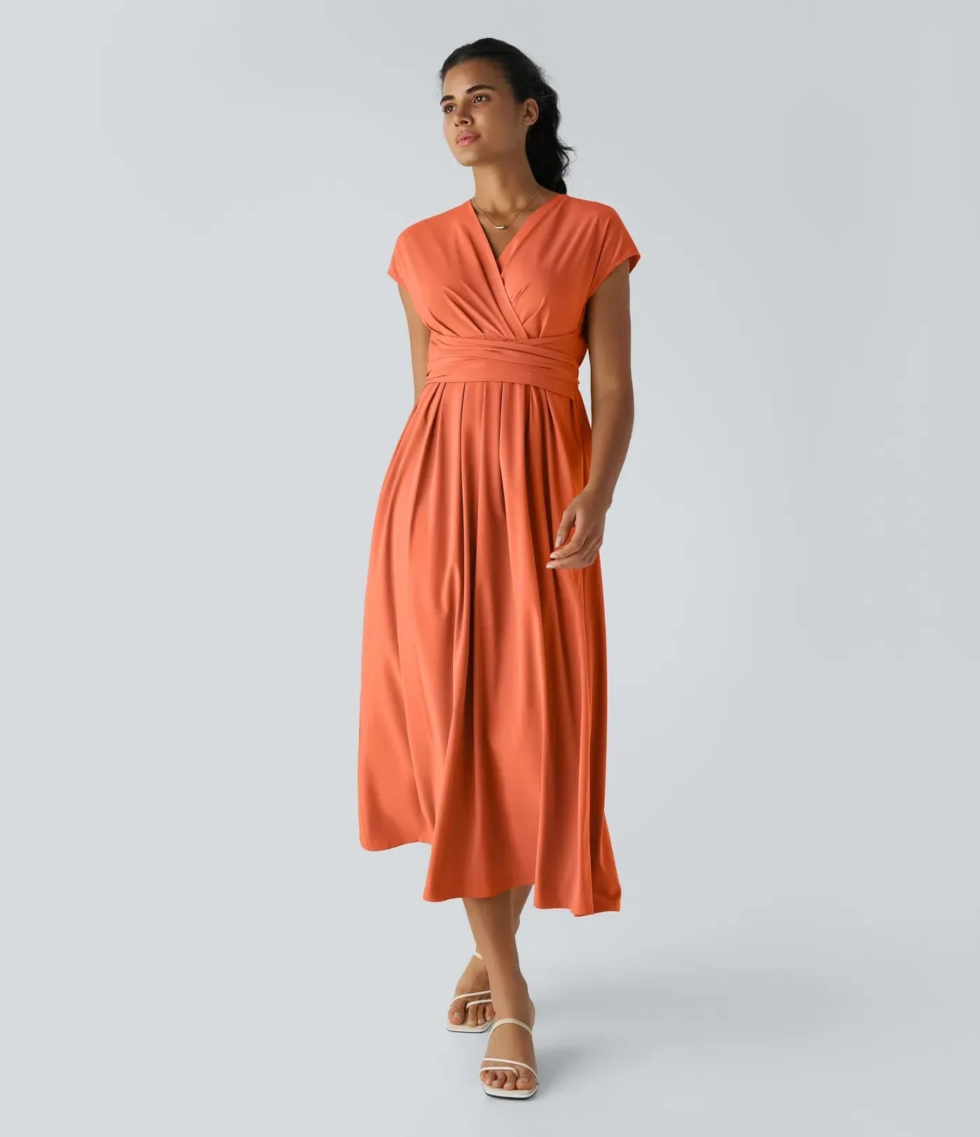 Lynn | Robe portefeuille élégante à taille haute