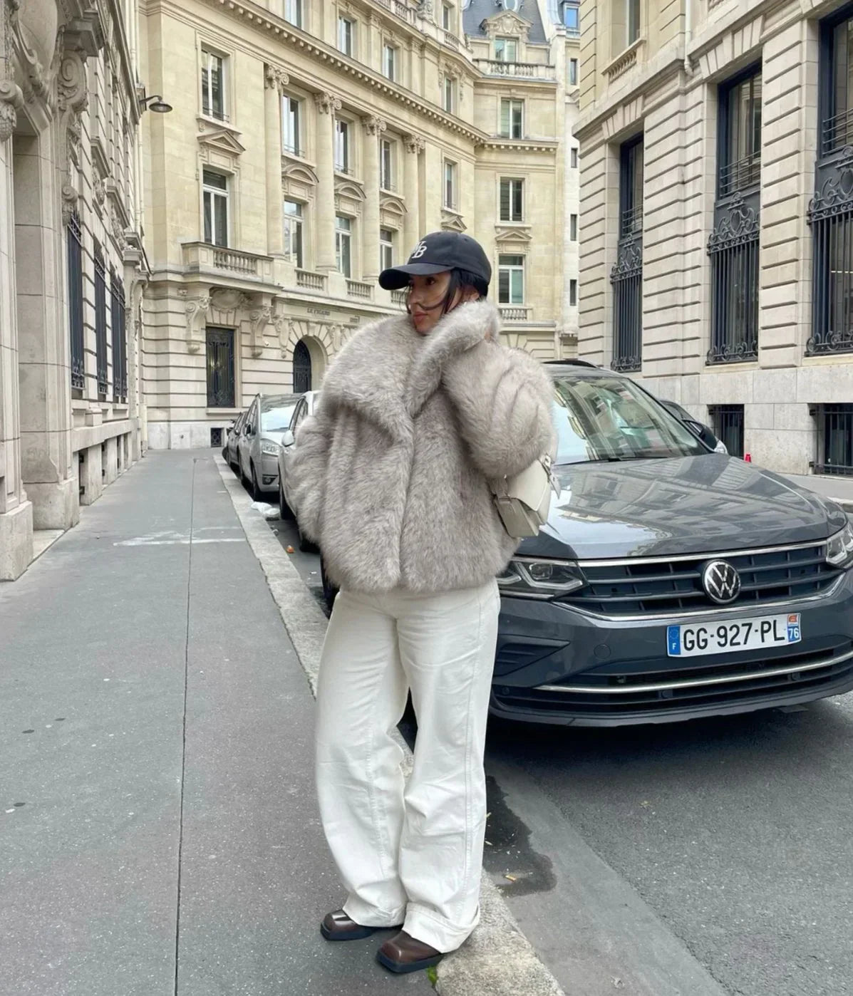 Amelia | Manteau en fausse fourrure douce au look léger et luxueux